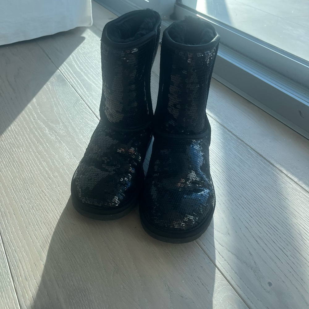 Sequin Black Ugg Boots kids 4